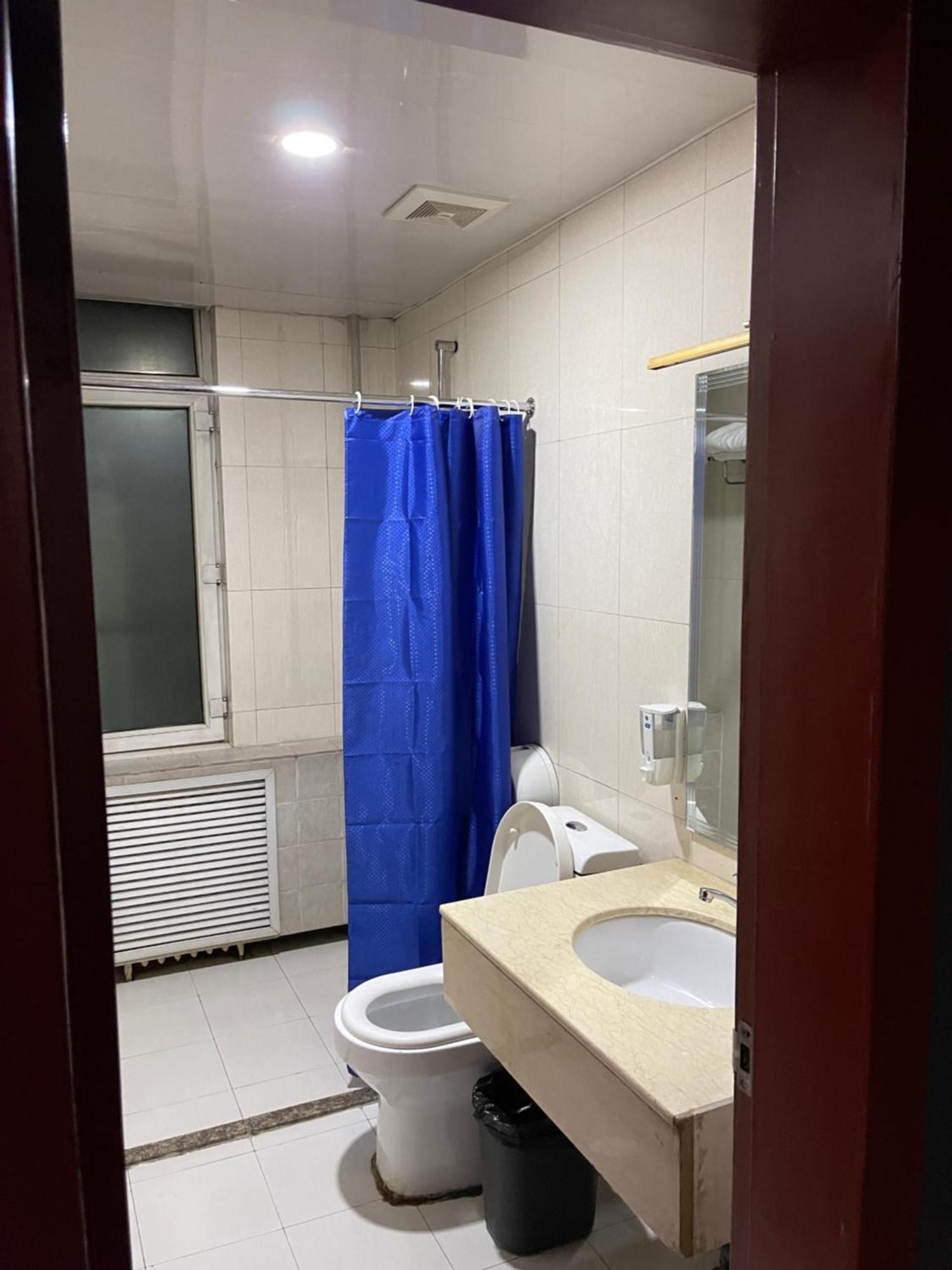 אלמטי Zolotoi Drakon Hotel מראה חיצוני תמונה