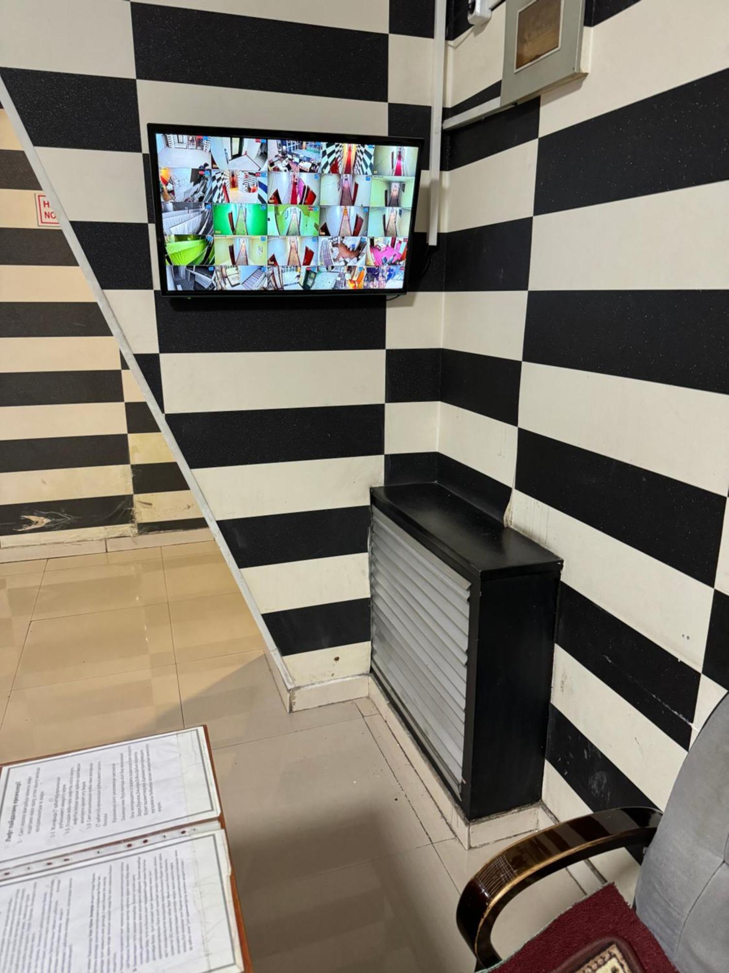 אלמטי Zolotoi Drakon Hotel מראה חיצוני תמונה