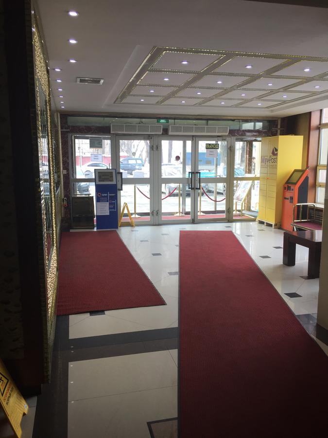 אלמטי Zolotoi Drakon Hotel מראה חיצוני תמונה